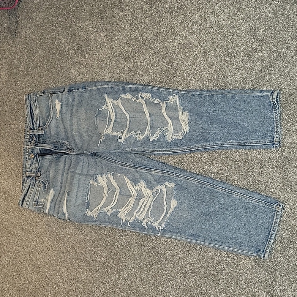 AE Stretch High-rise Extra Short Mom Jeans